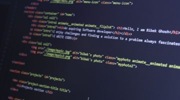 UI Geliştirmede Programlama Dili