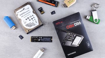 Samsung 990 PCIe 4.0 SSD