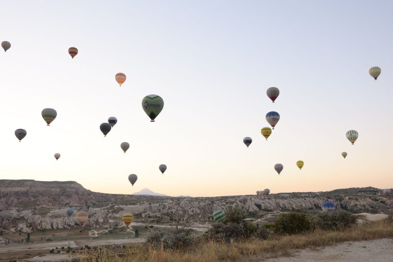 Peri Bacaları’nda balon turu nasıl yapılır