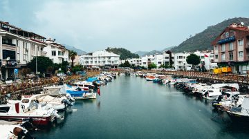 küçük kasaba turizmi