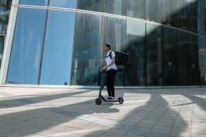 Elektrikli scooter almak için 7 önemli ipucu