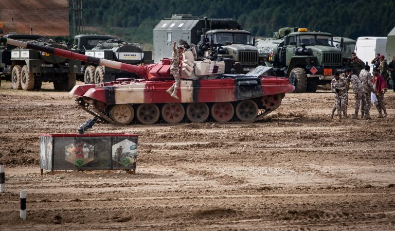 Ukraynalı Drone Takımları ABD Tank Birliğini Savaş Tatbikatında Yıktı